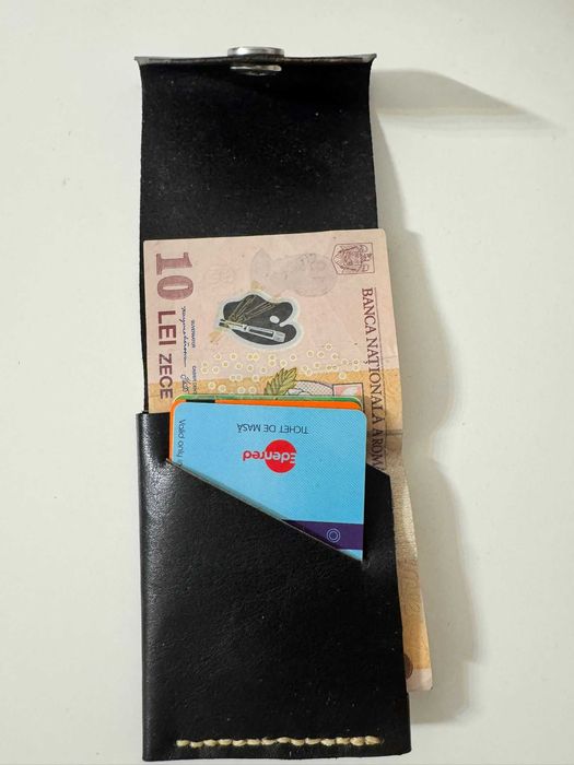 Portofel minimalist din piele naturala