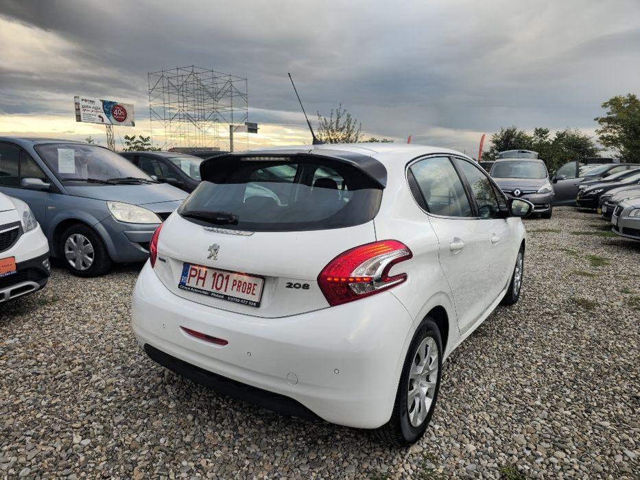 Peugeot 208 2015 1.6d Euro6 Navigatie Climatronic