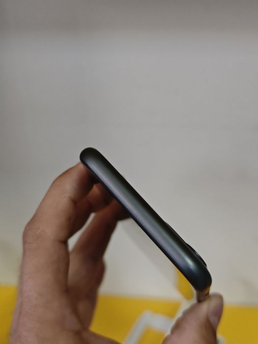 iPhone 11 64 Gb pret fix