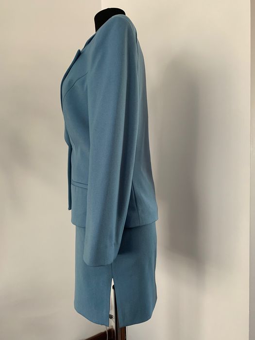 costum cu fusta masura 40