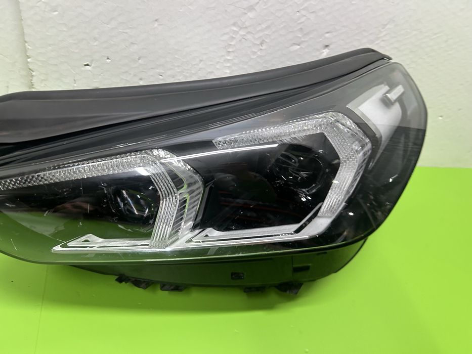Far bmw X1 U11 full led 2022-2024 stanga