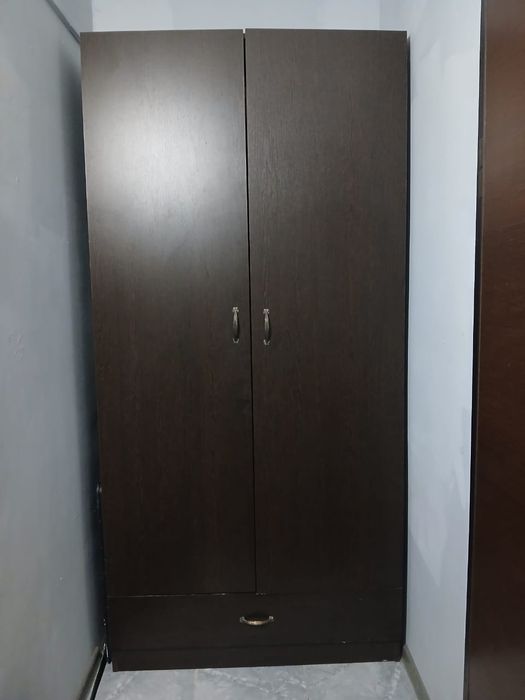 Продаю офисный Шкаф 100×220