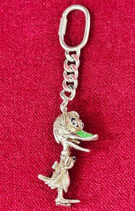 Pandantiv uimitor din argint cu model mobil Donald Duck emailat