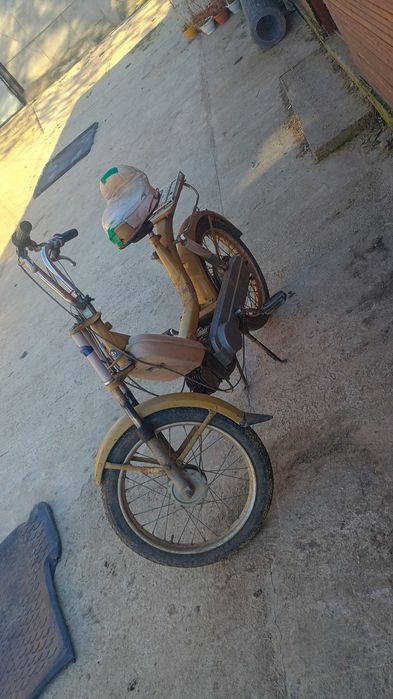 Moped de vânzare