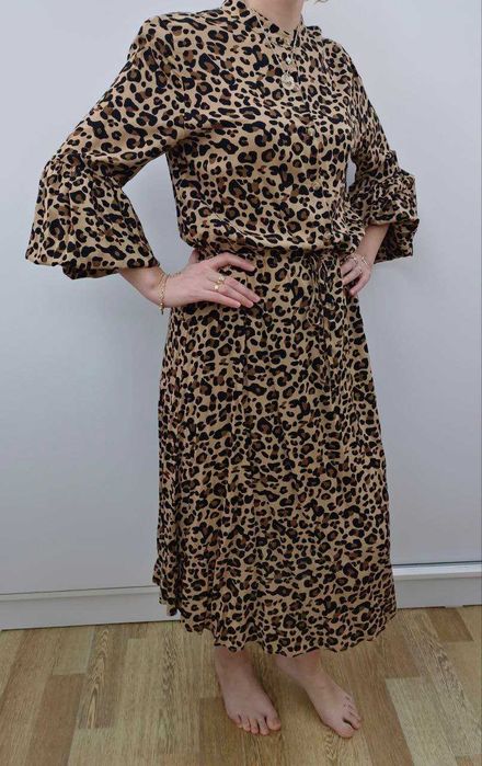 Платье леопардовое, shein фирма,размер М