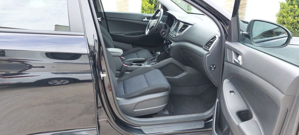 HYUNDAI TUCSON-2.0 Crdi‼️-4WD (4x4) EURO 6- Automatik-An 2016 ‼️