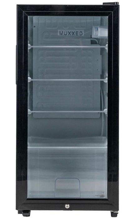 Продается холодильник в отличном состоянии, купили в этом году