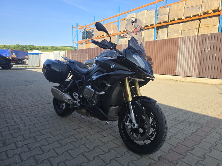 BMW S 1000 XR TripleBlack