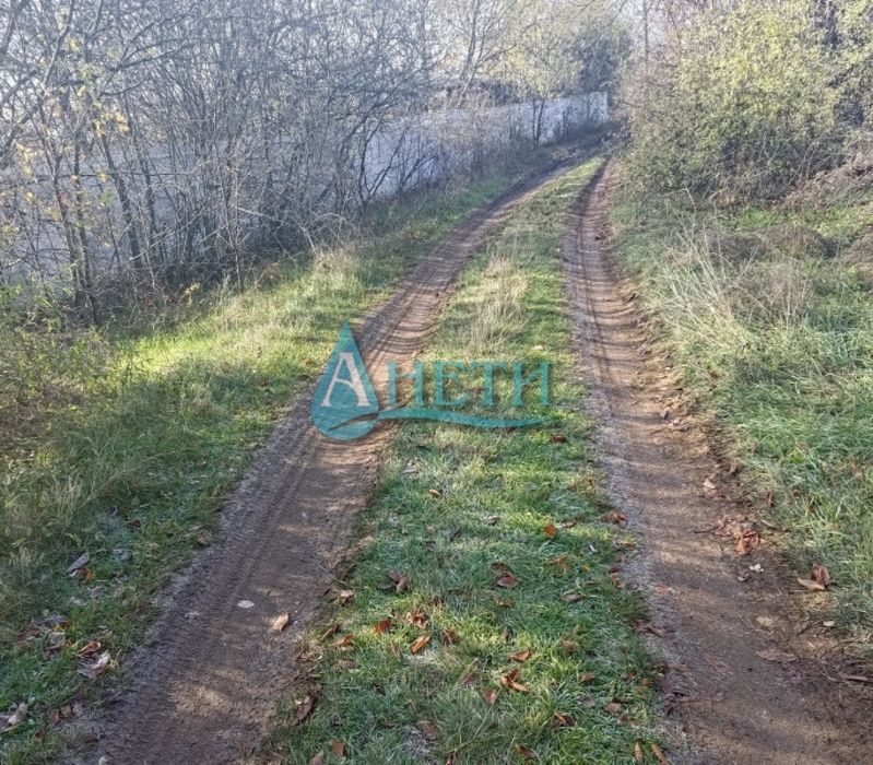 Парцел 5132м2 във в.з. на с.Елешница, в полите на Стара планина,