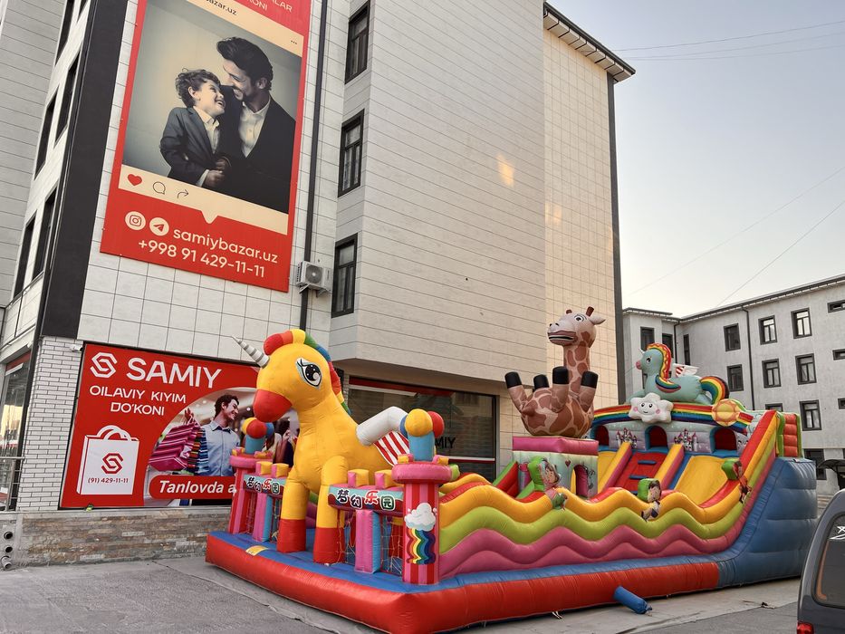 Batut 7x12m holati a’lo. 1 yarim sezon ishlatilgan.
