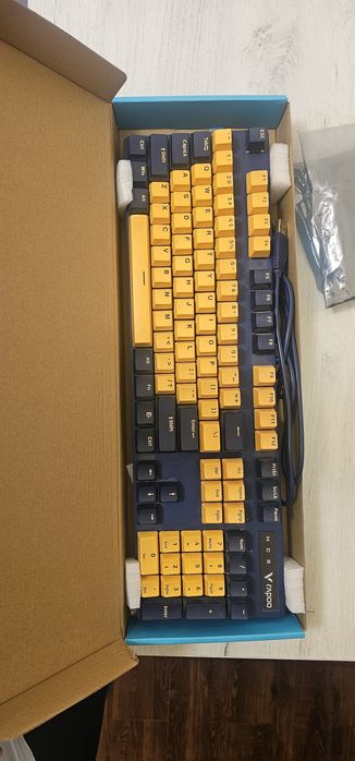 Клавиатура Rapoo v500 pro