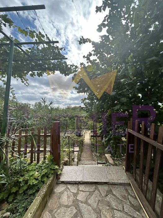 Продава се Къща в Варна, Виница - 170 кв.м за 1353 €/кв.м - Снимка #1