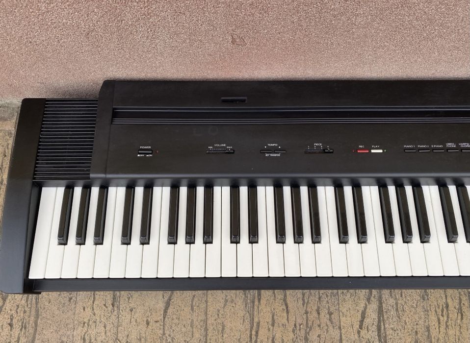 Roland ep7 IIe pian digital