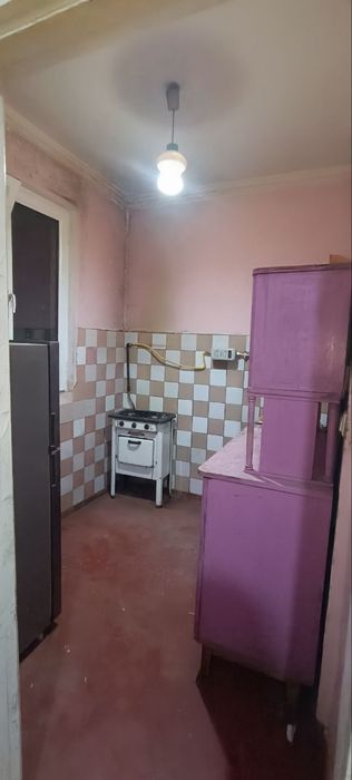 Сотилади Чилонзор 24 Кв 2 хонали разделка