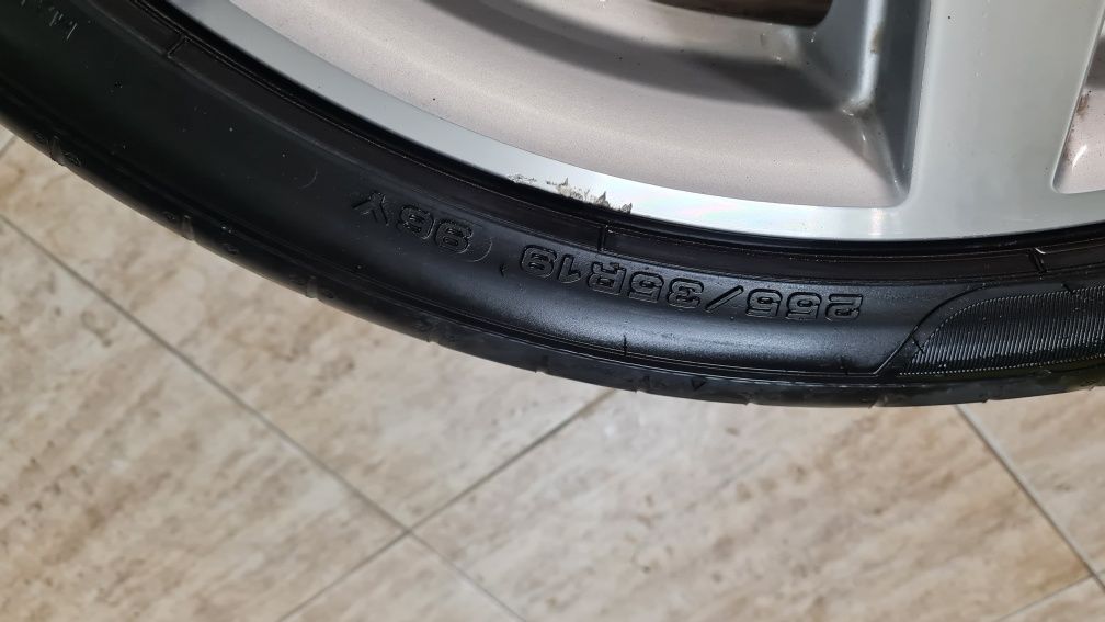 Оригинални AMG джанти 19" за Мерцедес само с предни гуми, спорт пакет