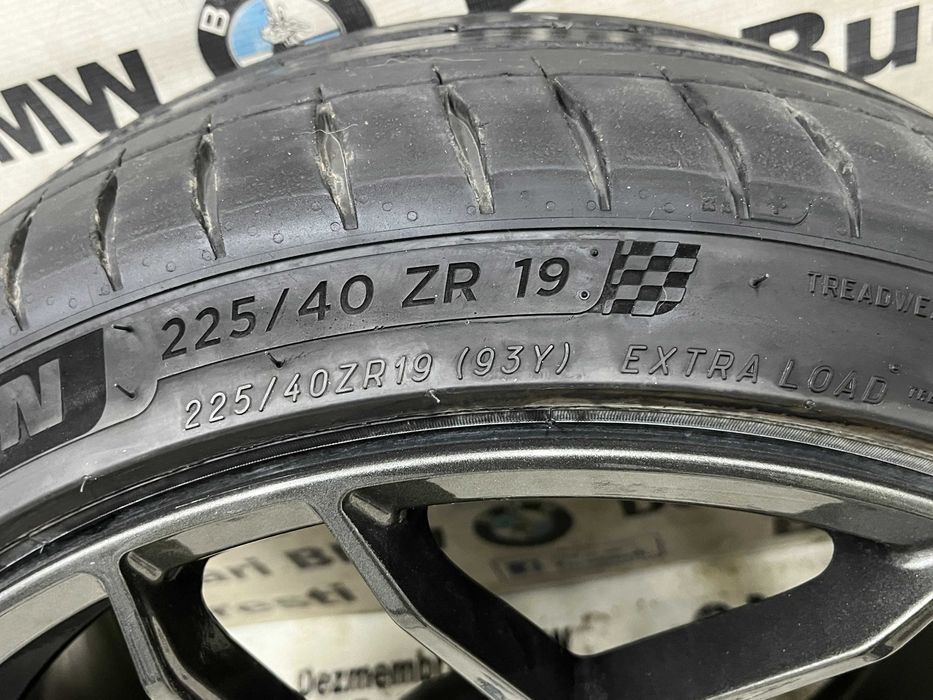 Anvelope vara Michelin Pilot Sport 4S 225/40/19 in stare foarte buna