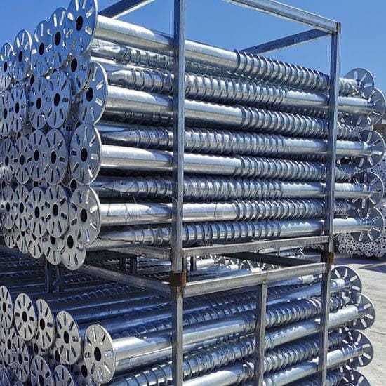 Piloni foranti pentru structura sustinere panouri fotovoltaice