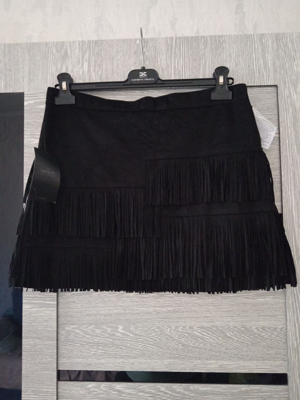 Zara черная юбка с бахрамой
