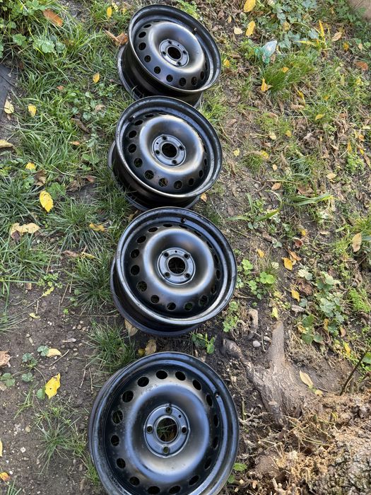 Jante tabla 4 prezoane R15 - Renault