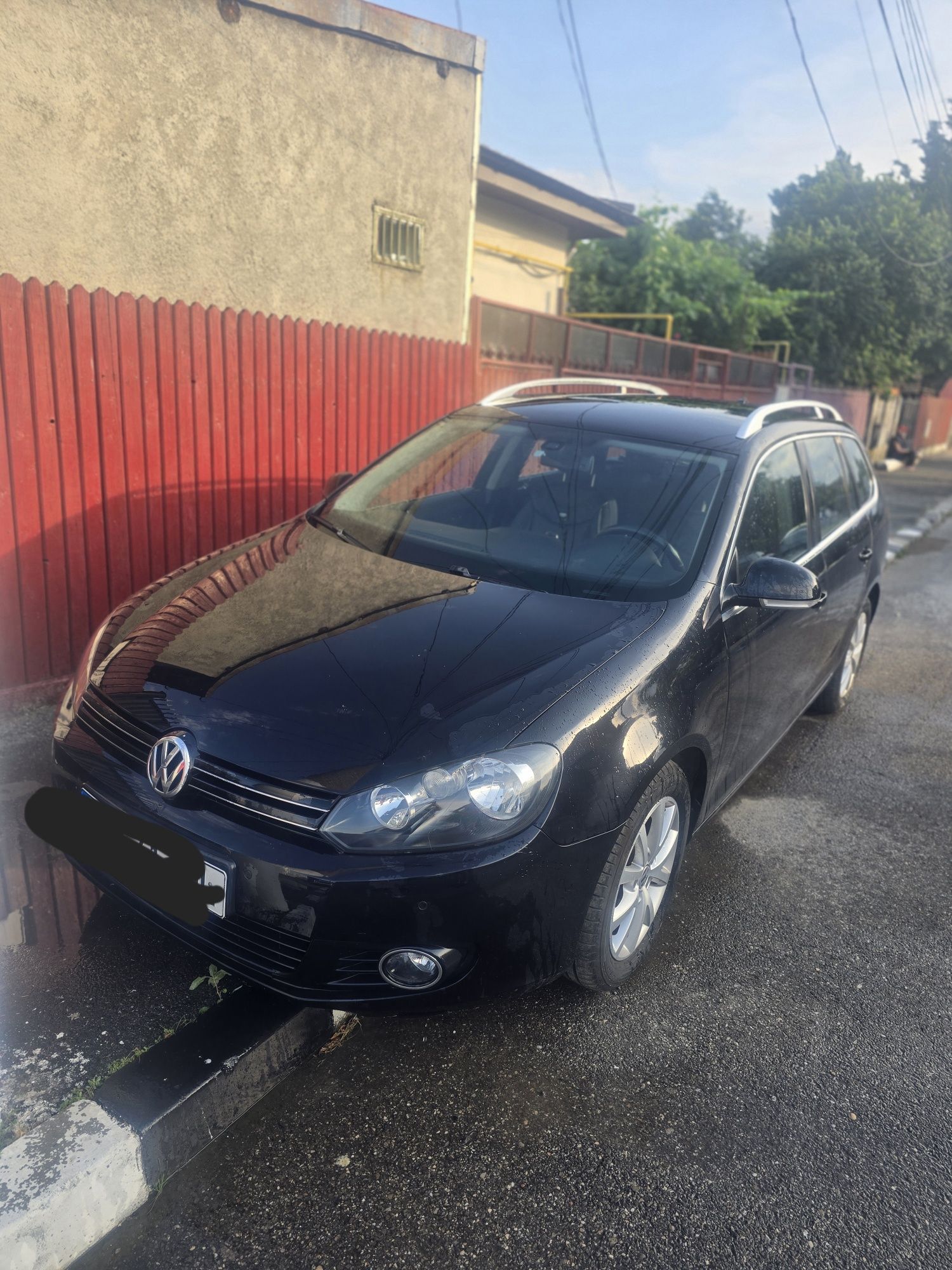 Vand Vw golf 6 an fabricație  2012 aer conditionat functionabilndițion