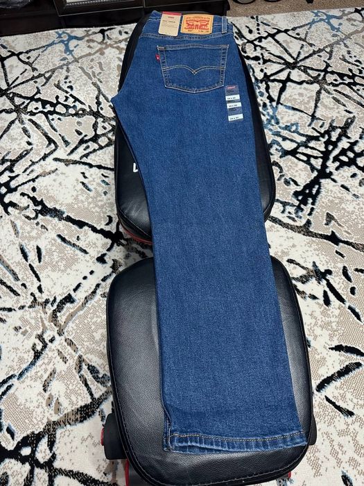 Джинсы Levi's 502 taper fit р.34/32 и 34/30