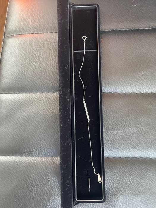 Brătară din platina cu diamante naturale de 0,30 ct