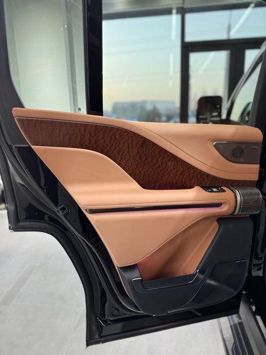 BYD yangwang u8 ultra