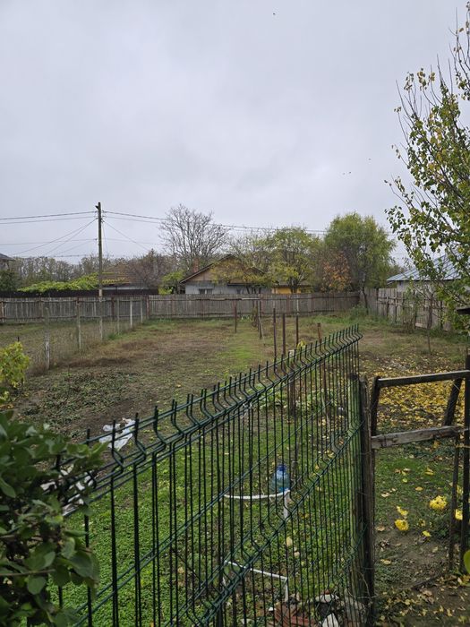 Casă de vânzare în Țăndărei – teren 880 mp