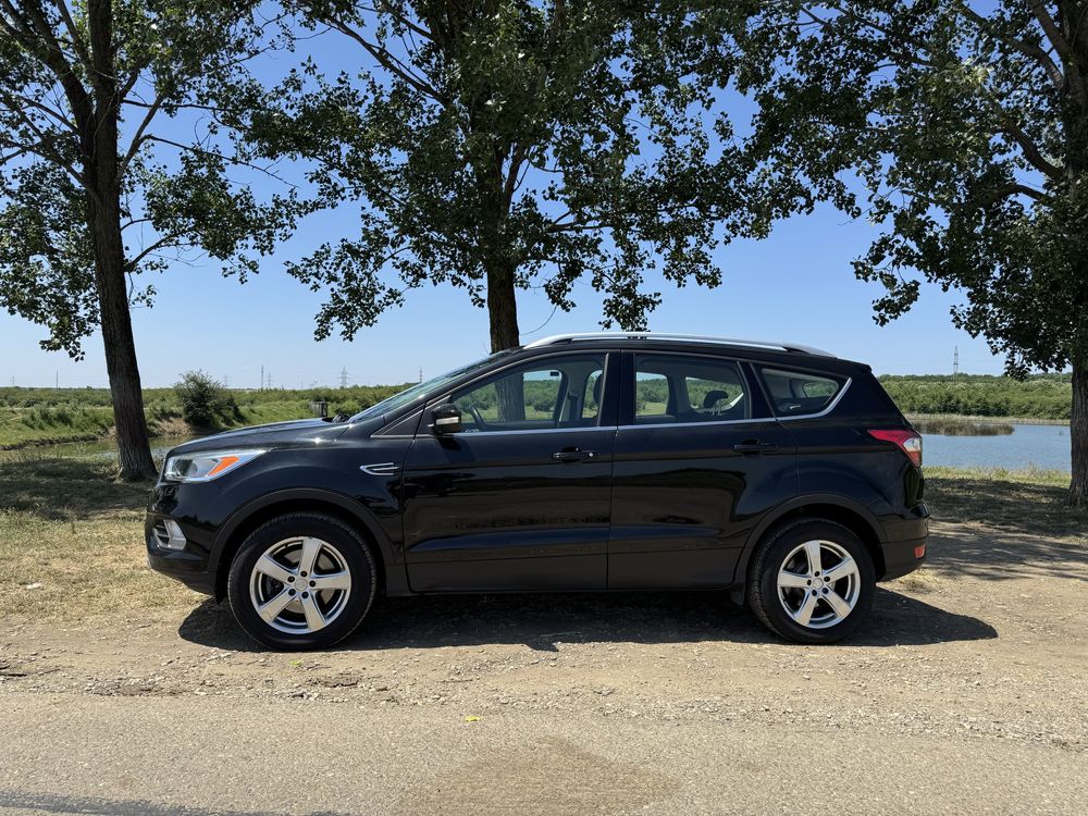 Ford Kuga 4WD 150 CP