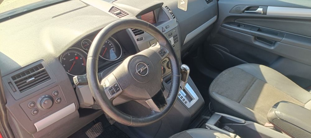 Opel Zafira Automata
