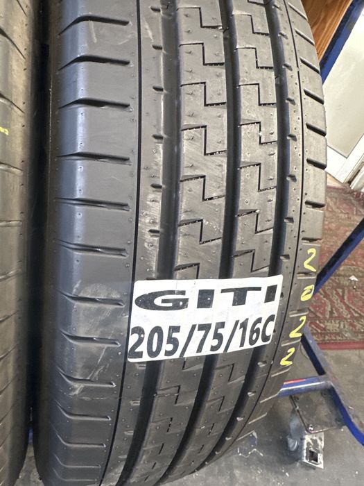 205/75/16c Ghiti van