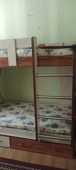 Bolalar decanchasi ikki qavatli