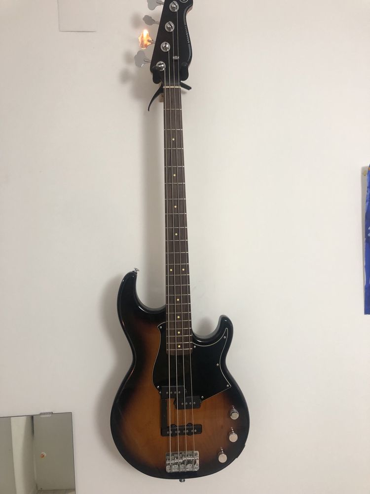 Бас гитара yamaha BB434