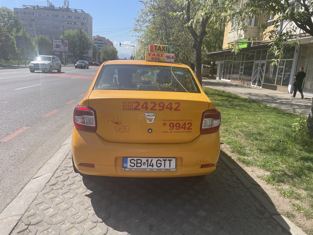 Vand taxi cu licență !