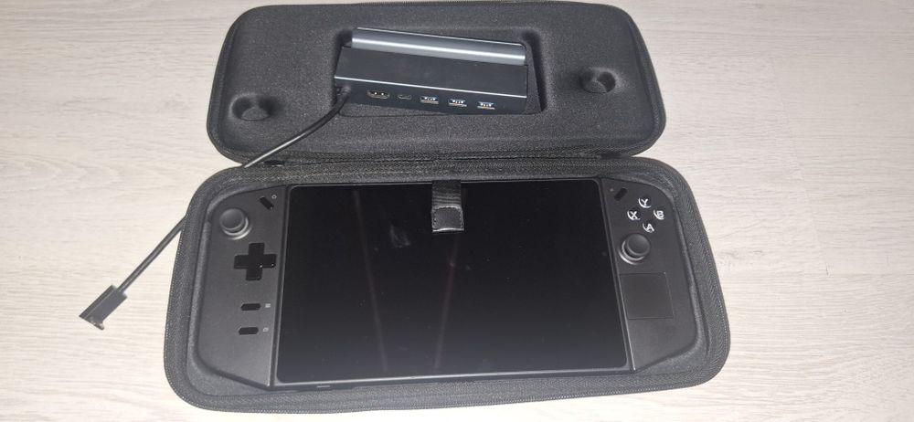 Lenovo Legion GO cu garantie! 1Tb + cont