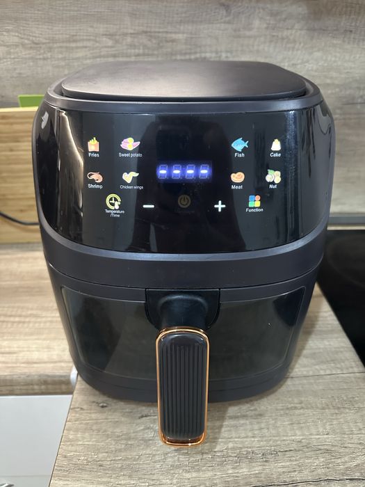 Air Fryer 8L – 2400W, отлично работещ