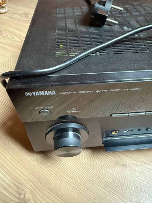Statie amplificator Yamaha aventage Rx-A850