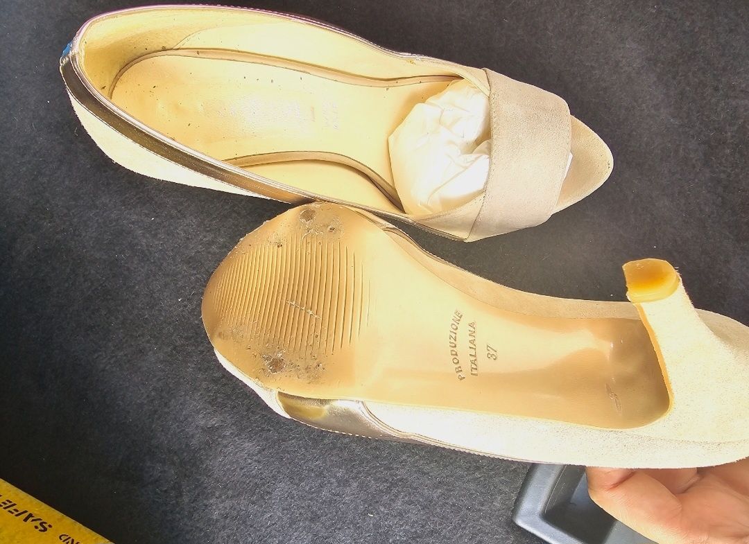 Pantofi masura 37