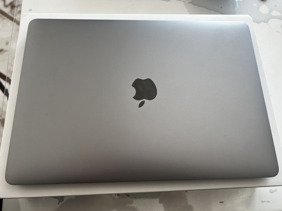 MacBook Pro за ремонт или за части