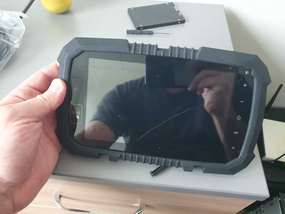 Продавам навигация за Мотор,кола или Камион 7 инчова Android