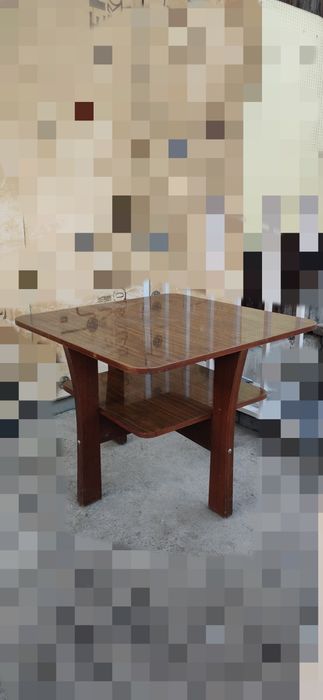 Столик журнальный