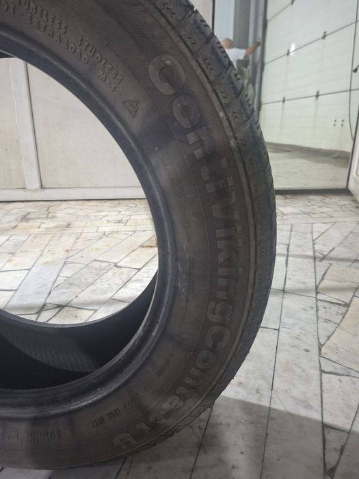 Продам шины Continental б/у  215/60. R16 всесезонная 4 баллона
