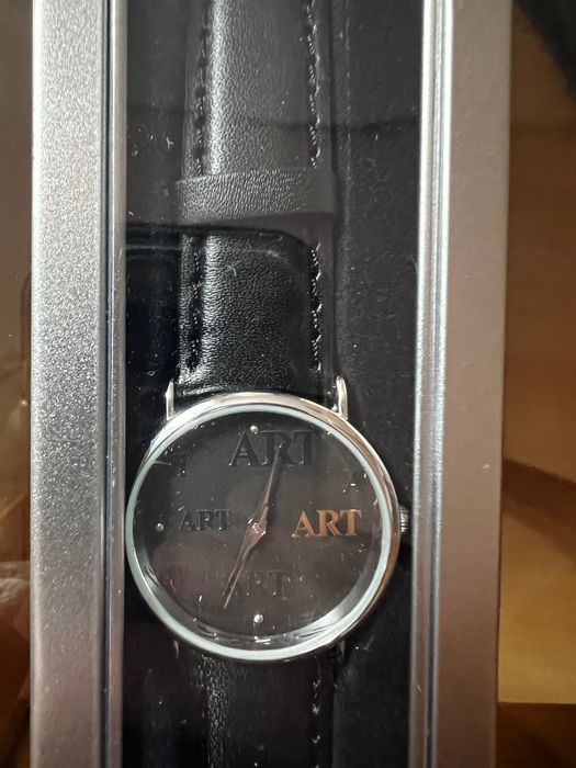 Часовник ART нов