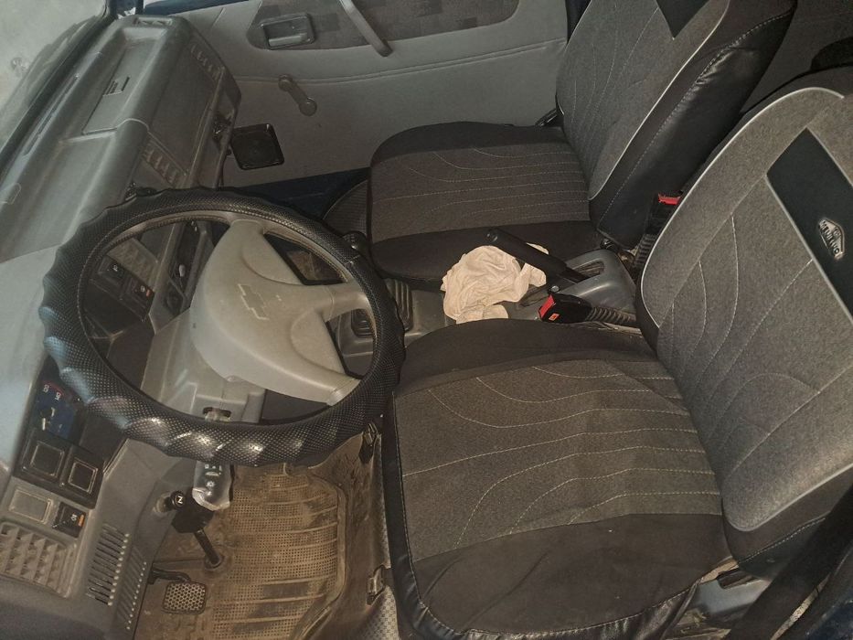 Дамас сотилади Мокрый