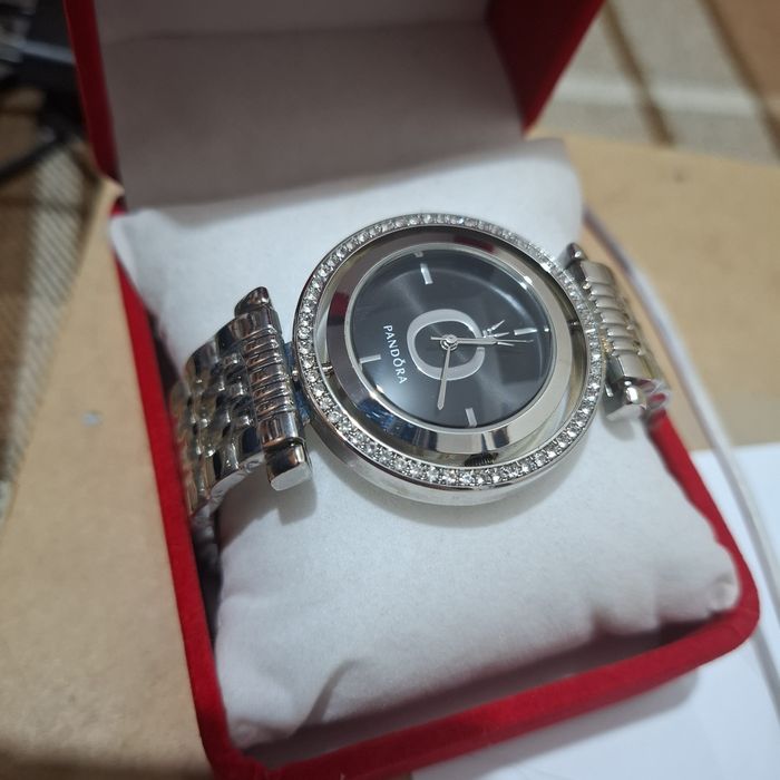 Наручные часы пандора