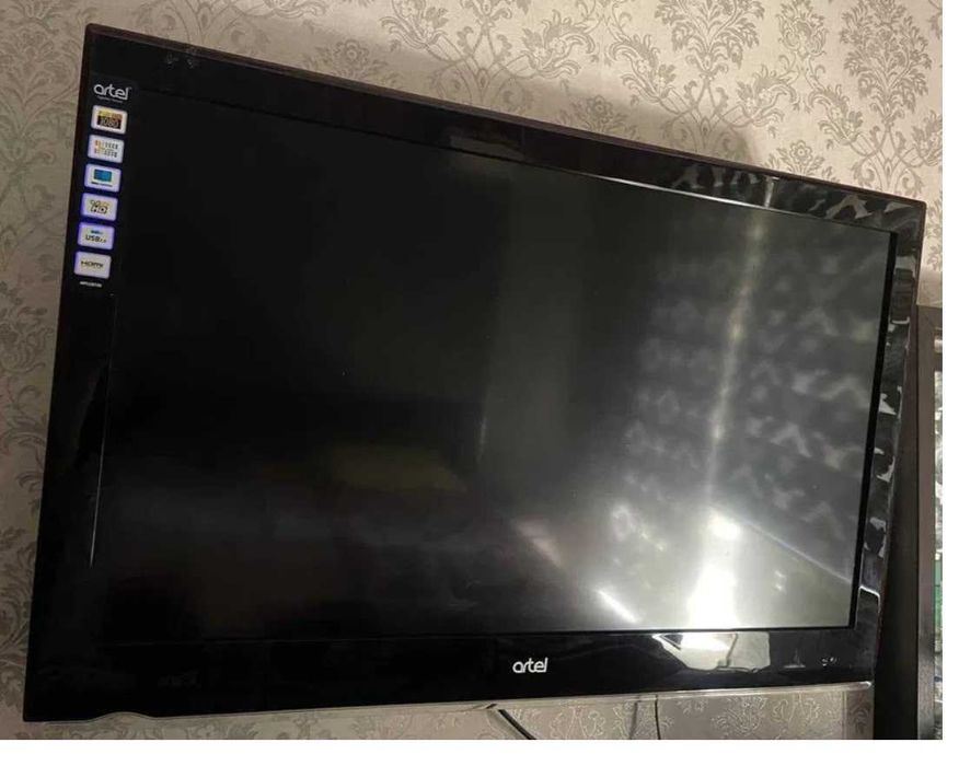 Срочно продаю Телевизор Artel 42 LCD