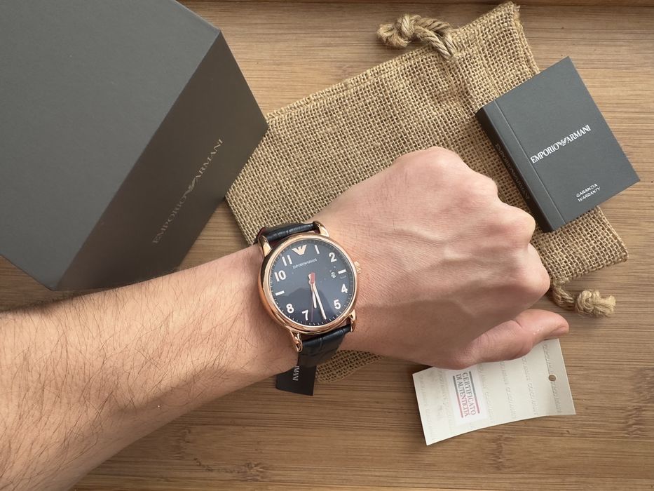 Ceas Emporio Armani barbatesc nou exceptional curea de piele AR11135