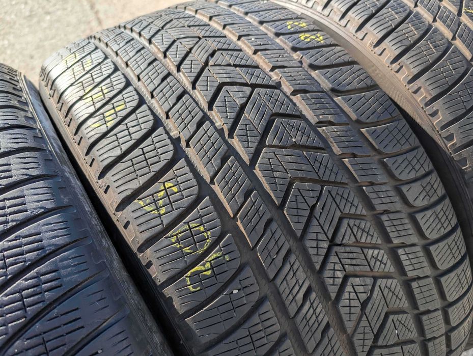 SET 4 Anvelope Iarna 275/45 R20 + 305/40 R20 PIRELLI Scorpion Winter