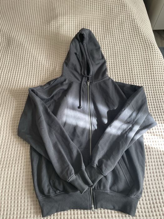 Продам зипку Pull&Bear