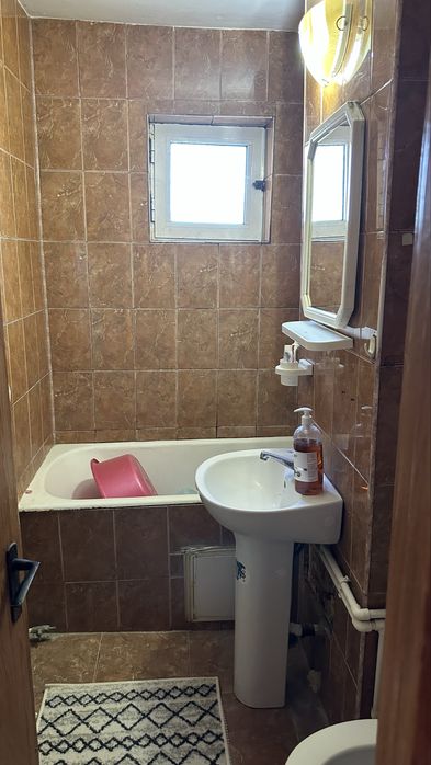 Vand apartament 2 camere